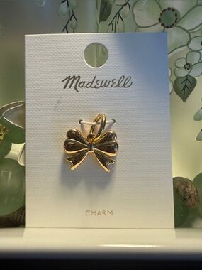 Madewell Gold tone Bow Charm NWT